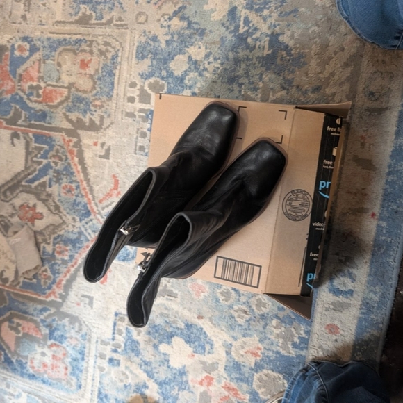 Black Franco Sarto Leather Boots 👢 - Picture 4 of 15